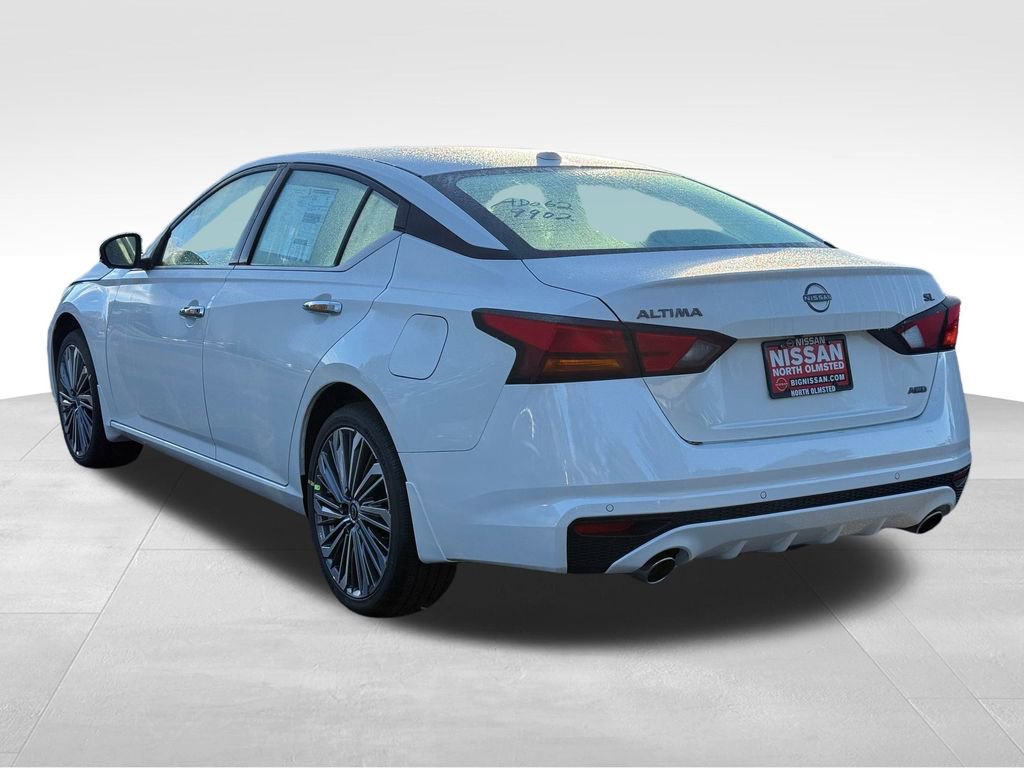 New 2025 Nissan Altima 2.5 SL image 11