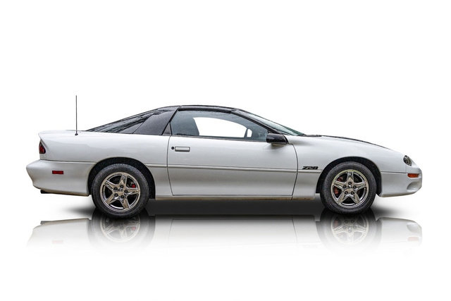 Used 1998 Chevrolet Camaro Z28 w/ Preferred Equipment Group 2 RWD image 2