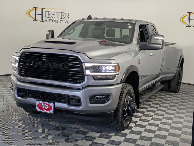 Used 2023 RAM 3500 Laramie w/ Night Edition AWD/4WD image 4