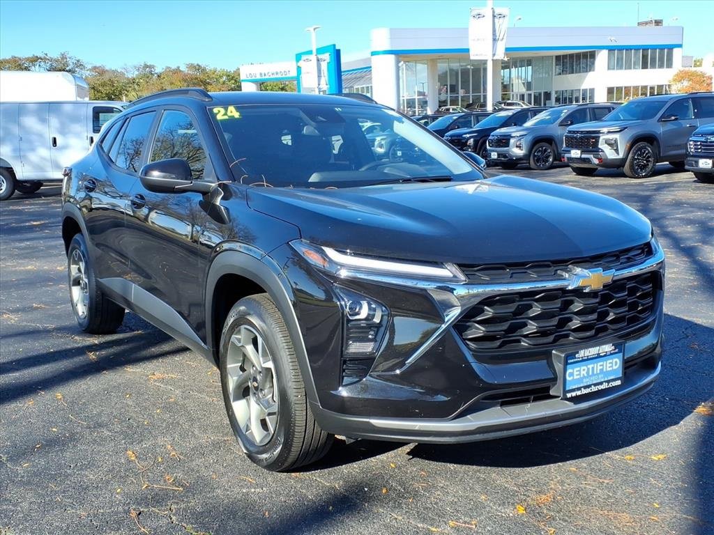 Certified 2024 Chevrolet Trax LT w/ Driver Confidence Package