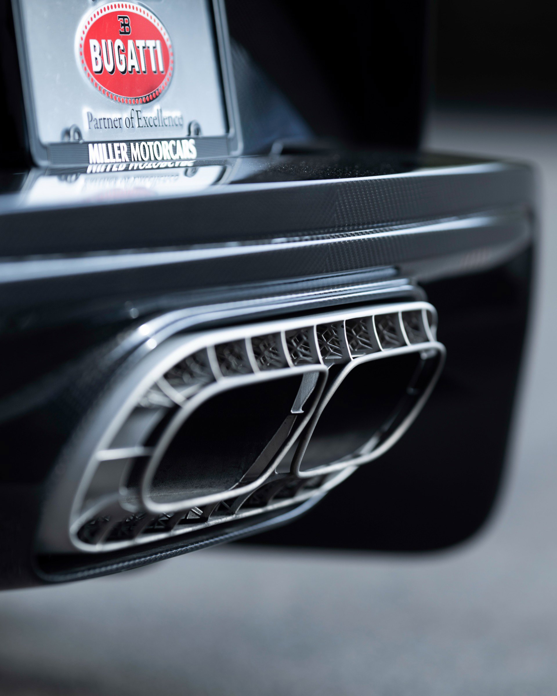 Used 2021 Bugatti Chiron Pur Sport image 42