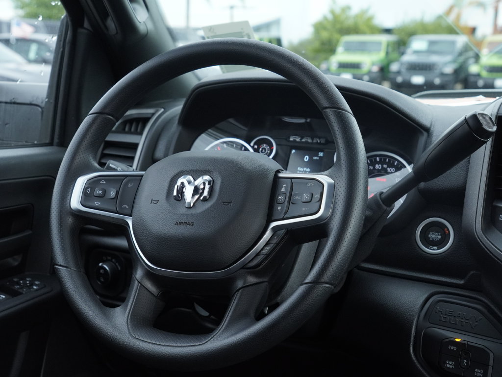 New 2026 RAM 2500 Tradesman AWD/4WD image 32