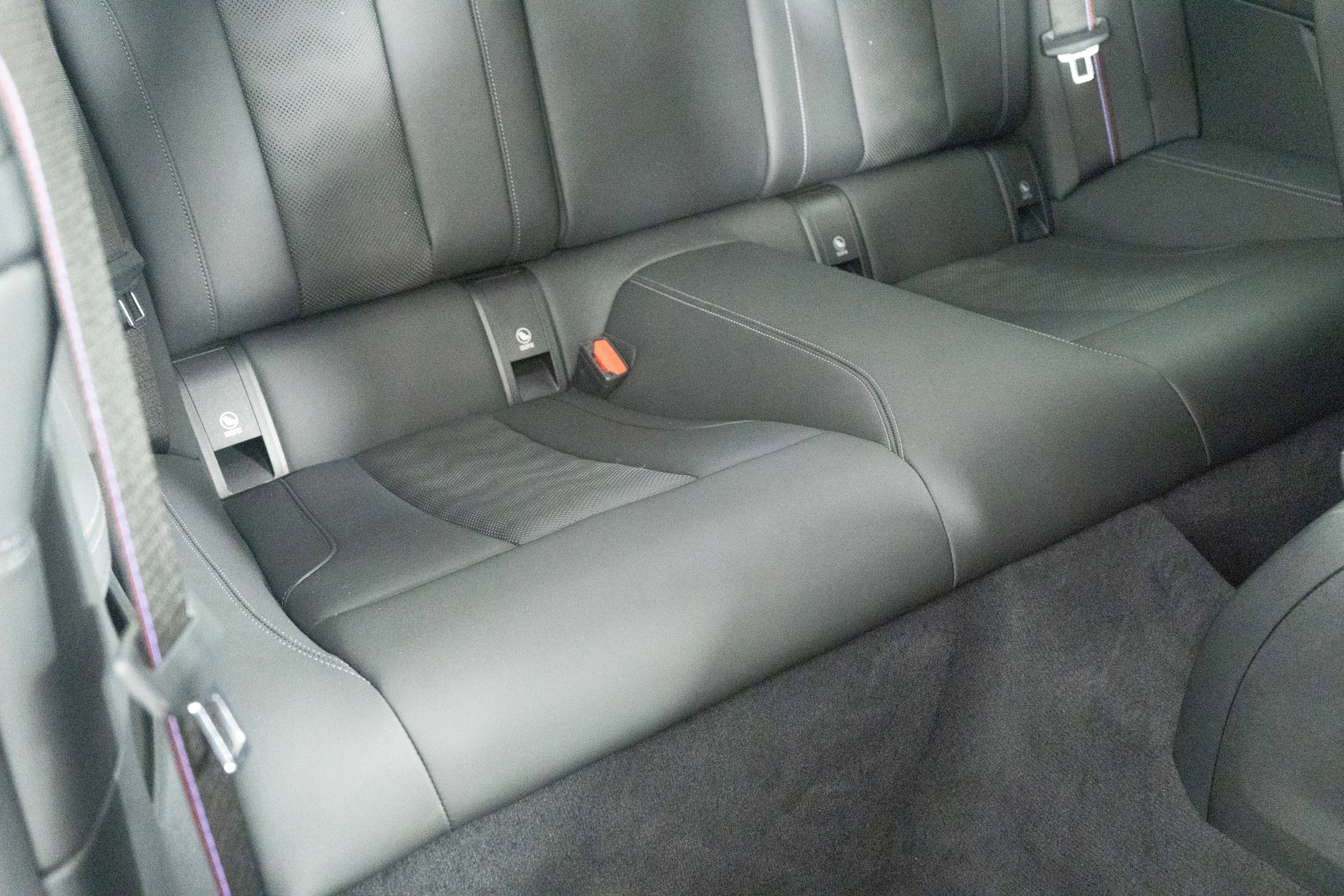 Used 2024 BMW M4 Competition image 33