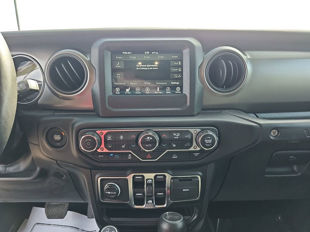 Used 2023 Jeep Wrangler Unlimited w/ Cold Weather Group image 25