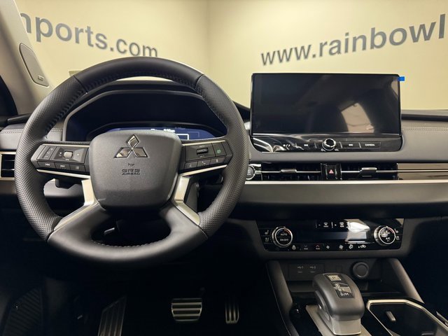 New 2025 Mitsubishi Outlander SEL image 10