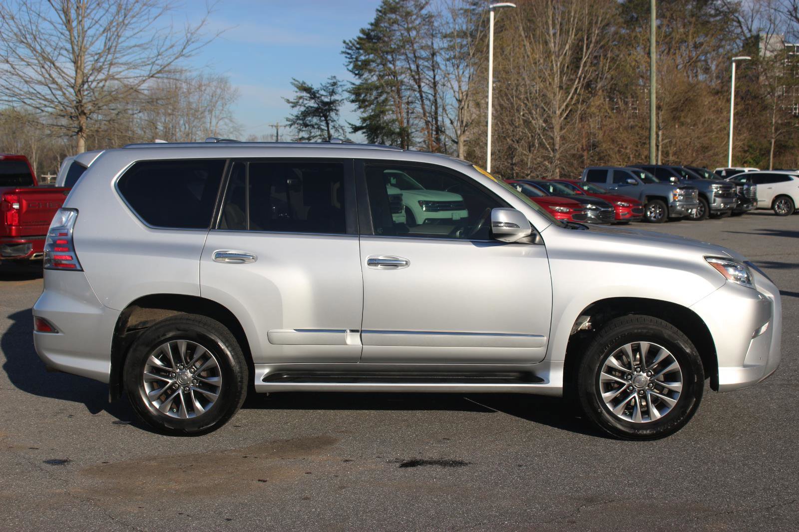 Used 2016 Lexus GX 460 Luxury AWD/4WD image 8