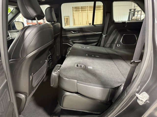 Used 2024 Jeep Grand Cherokee Limited 4xe image 32