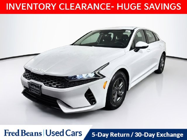 Used 2023 Kia K5 LXS FWD image 3