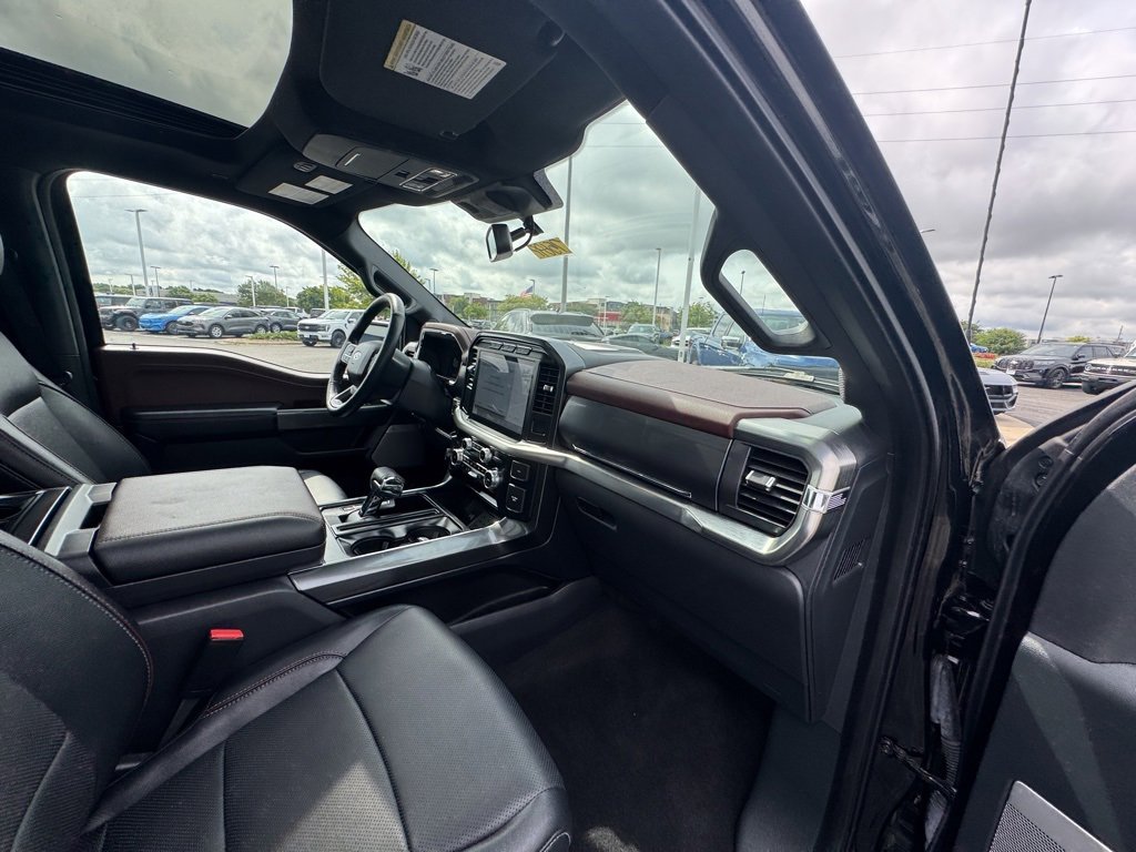 Used 2023 Ford F150 Lariat w/ Equipment Group 502A High image 19