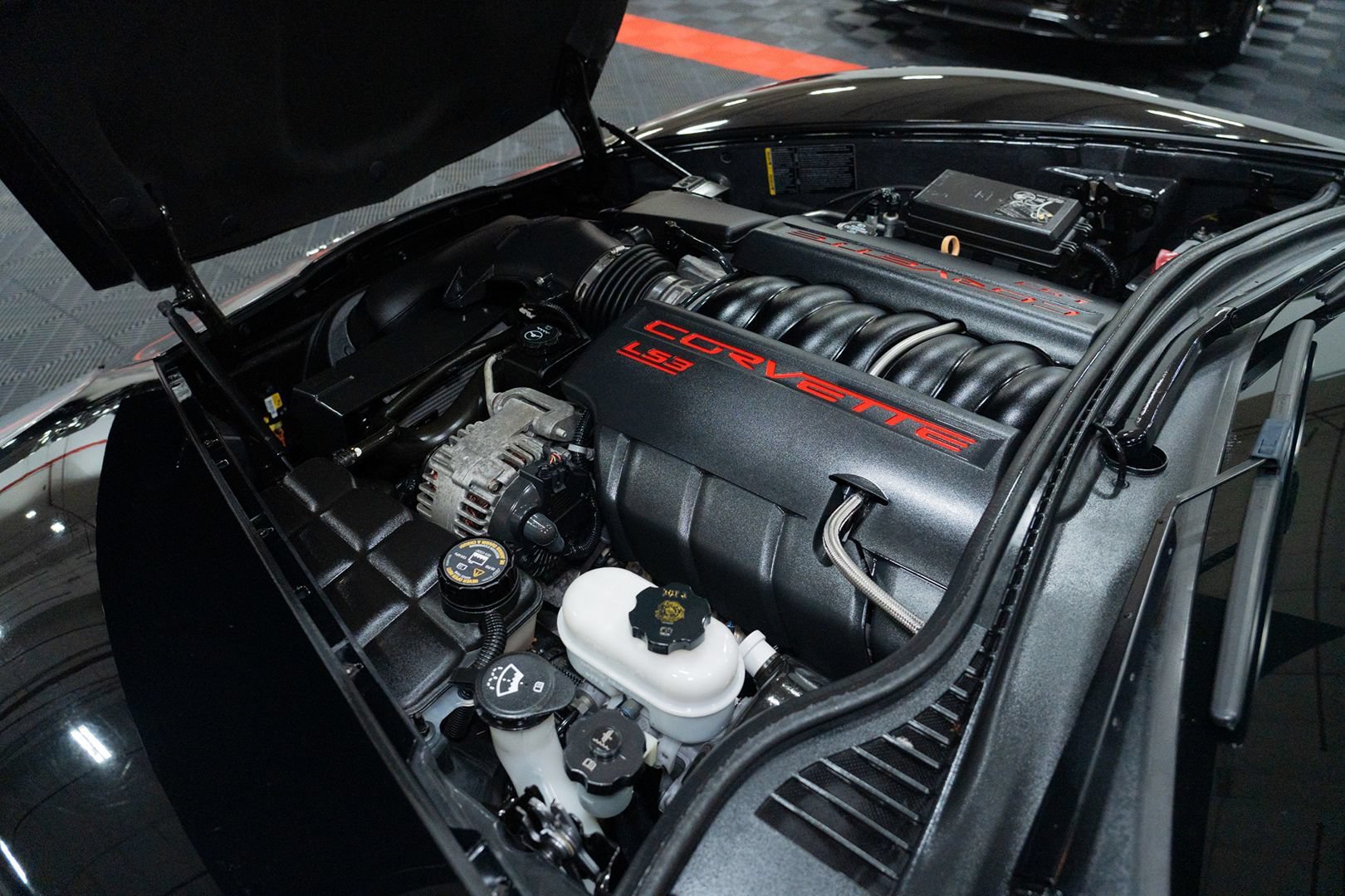 Used 2010 Chevrolet Corvette Grand Sport w/ Preferred Equipment Group RWD image 48