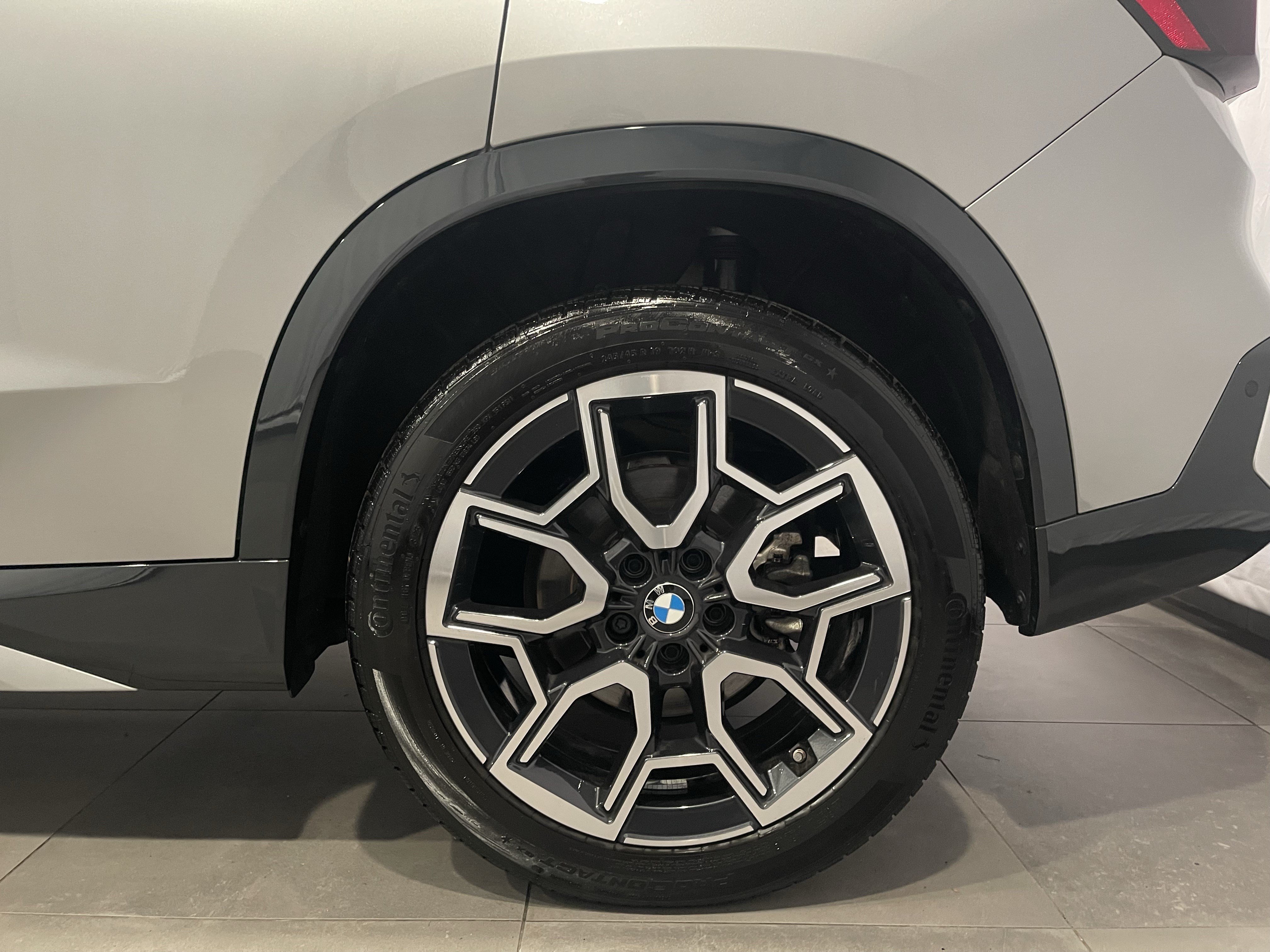 Used 2026 BMW X1 xDrive28i w/ Technology Package AWD/4WD image 8