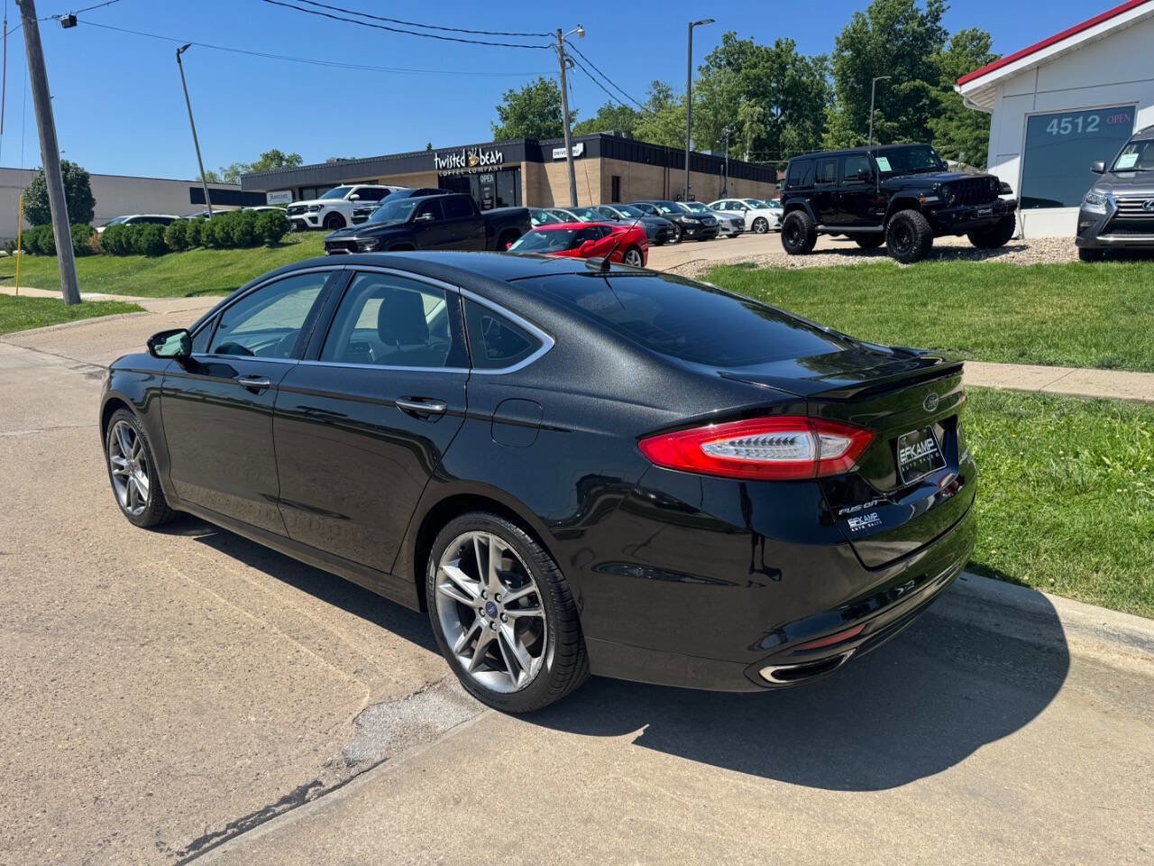 Used 2013 Ford Fusion Titanium FWD image 3