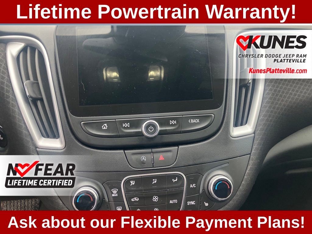 Used 2024 Chevrolet Malibu LT image 21