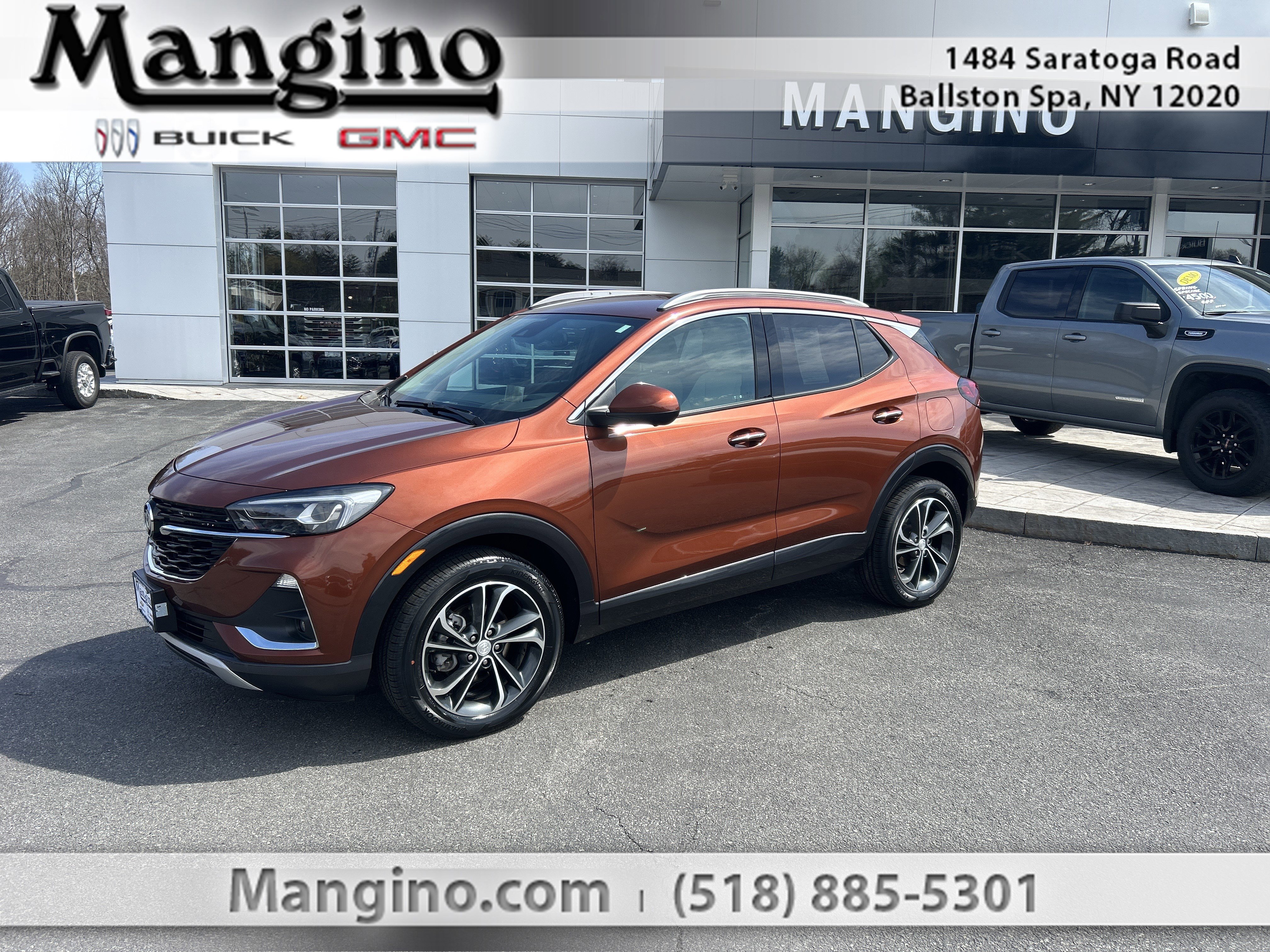 Used 2020 Buick Encore GX Essence w/ Advanced Technology Package image 1
