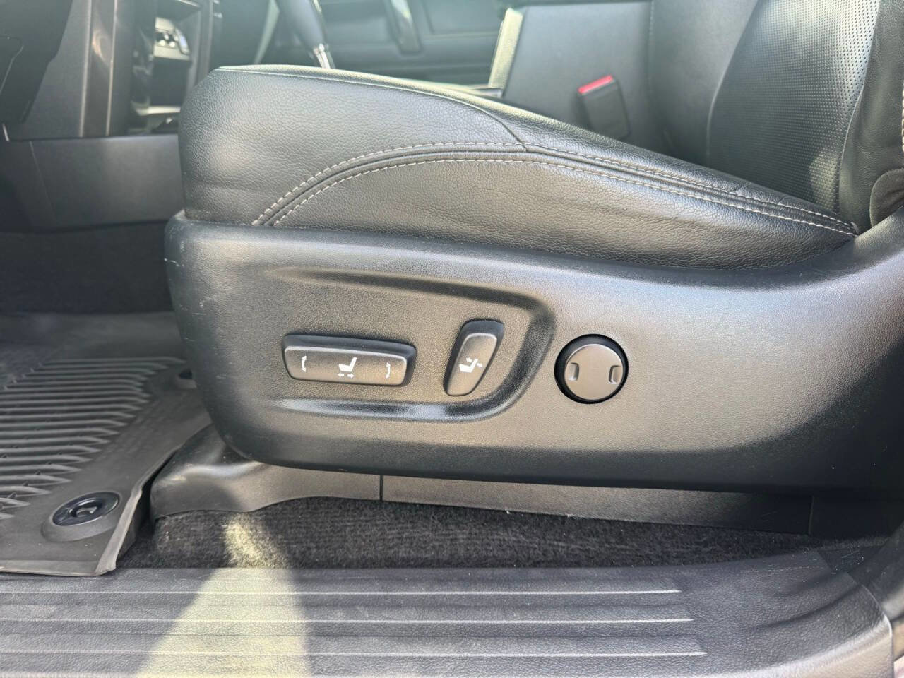 Used 2021 Toyota 4Runner Nightshade image 16