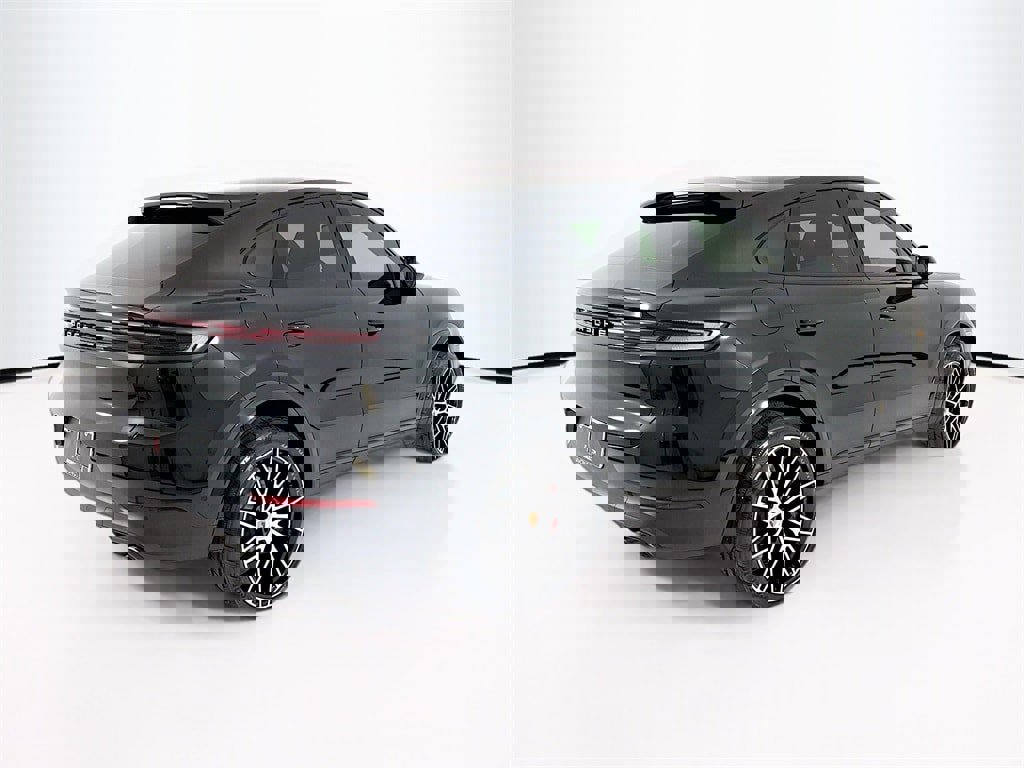 New 2026 Porsche Cayenne S image 9