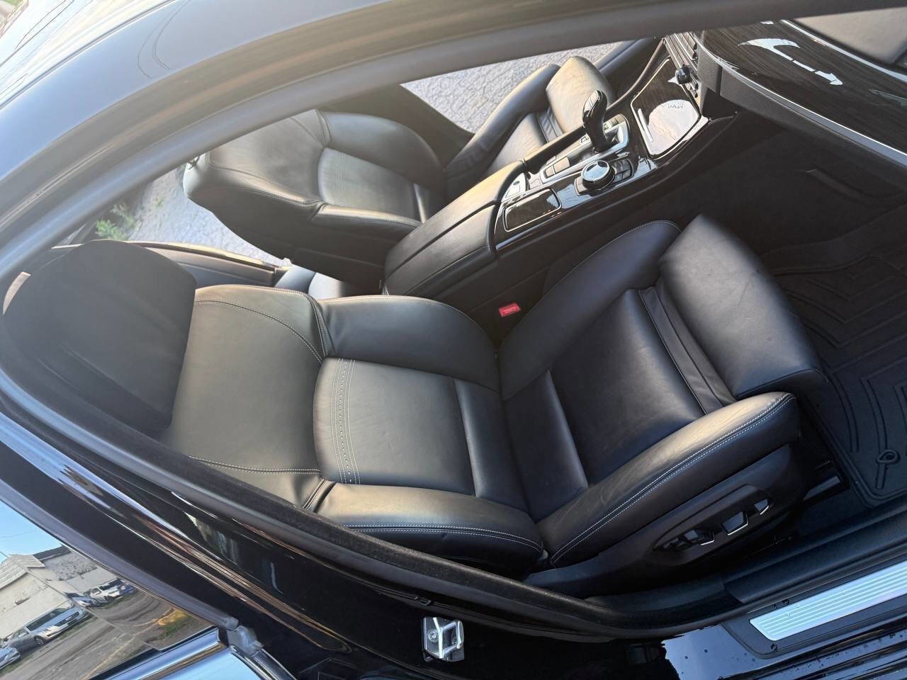 Used 2015 BMW 550i Sedan RWD image 19