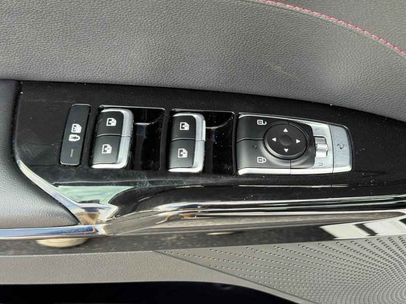 Used 2022 Kia K5 GT w/ GT1 Package FWD image 17