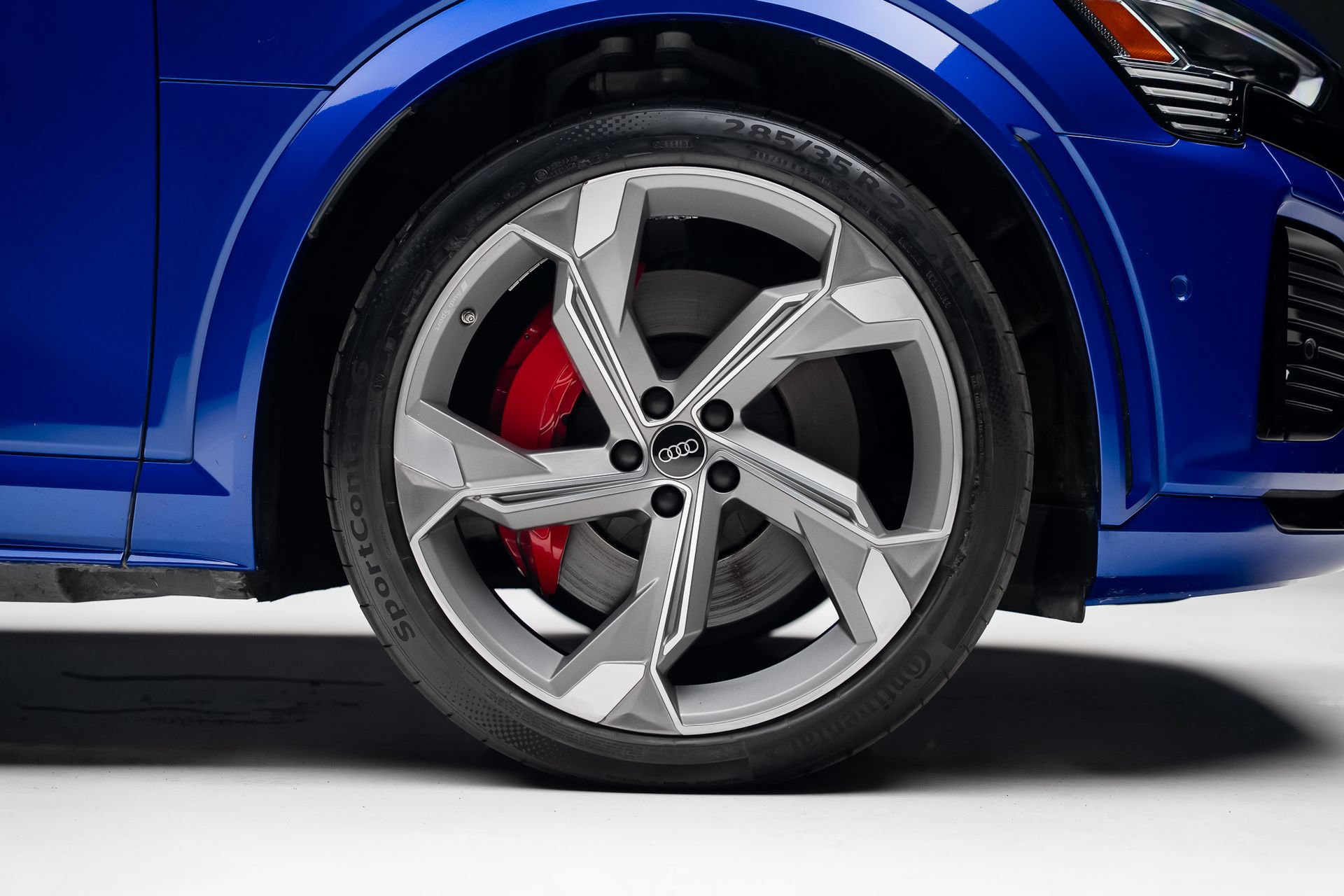 Used 2024 Audi SQ8 e-tron Premium Plus AWD/4WD image 40