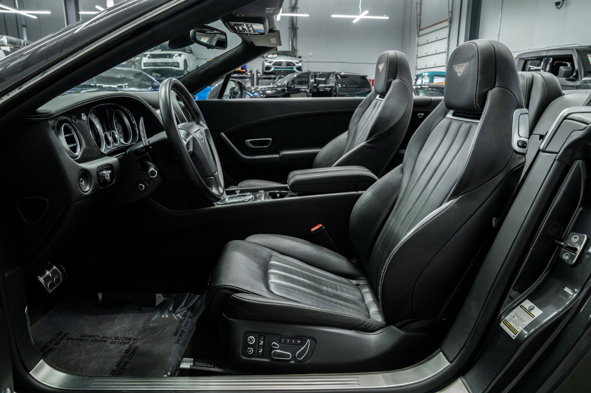 Used 2014 Bentley Continental GT image 30