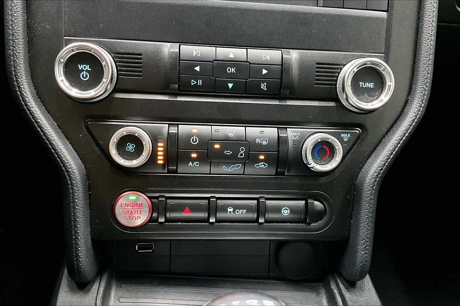 Used 2019 Ford Mustang GT w/ GT Performance Package RWD image 34