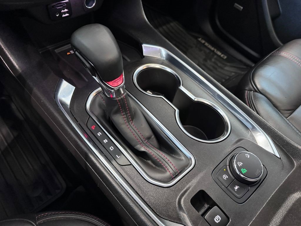 Certified 2023 Chevrolet Traverse RS image 21