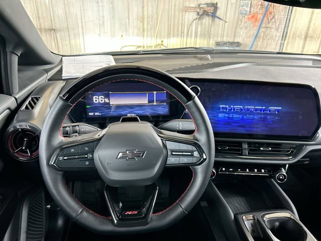 Used 2024 Chevrolet Equinox EV RS FWD image 10
