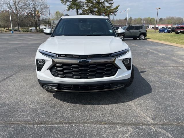 Used 2025 Chevrolet TrailBlazer ACTIV w/ Convenience Package image 2