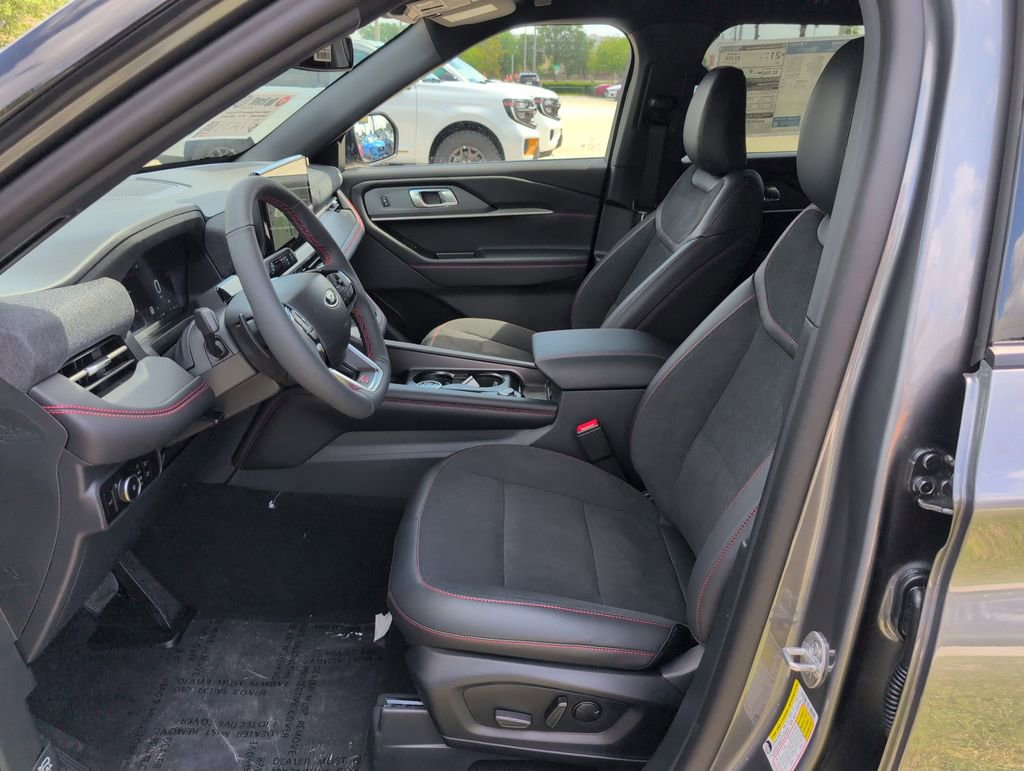 New 2026 Ford Explorer ST RWD image 5