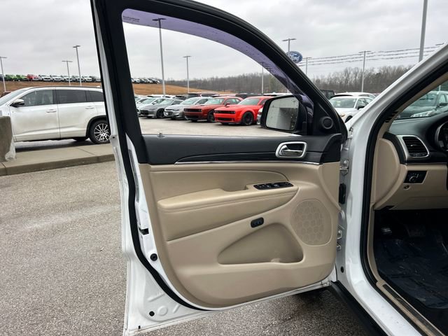 Used 2021 Jeep Grand Cherokee Limited w/ Trailer Tow Group IV image 33