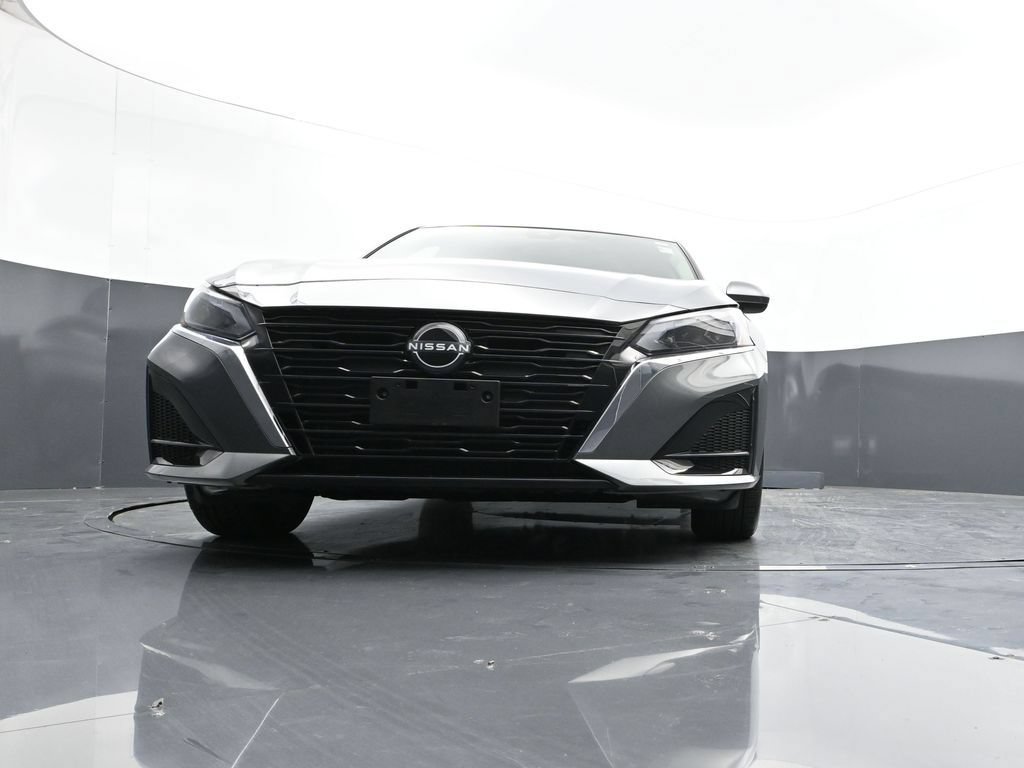 Certified 2023 Nissan Altima 2.5 SV w/ SV Premium Package AWD/4WD image 52