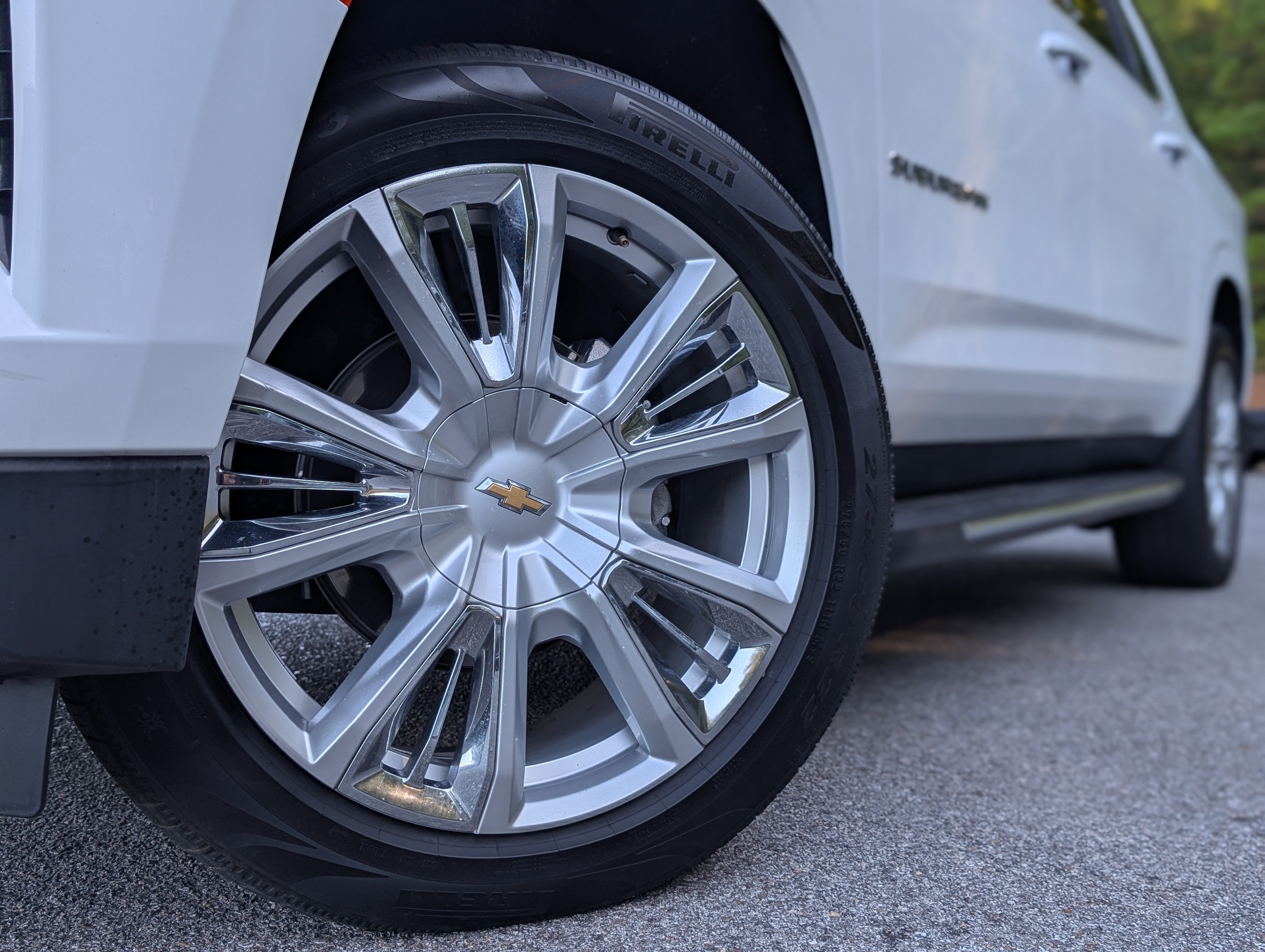 Used 2022 Chevrolet Suburban High Country w/ Max Trailering Package AWD/4WD image 37