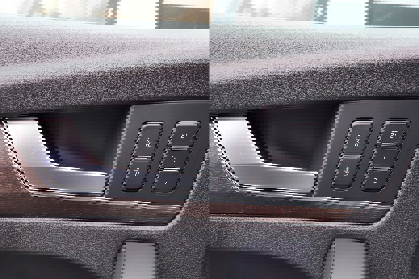 Used 2022 Audi Q5 e Premium w/ Convenience Package image 24