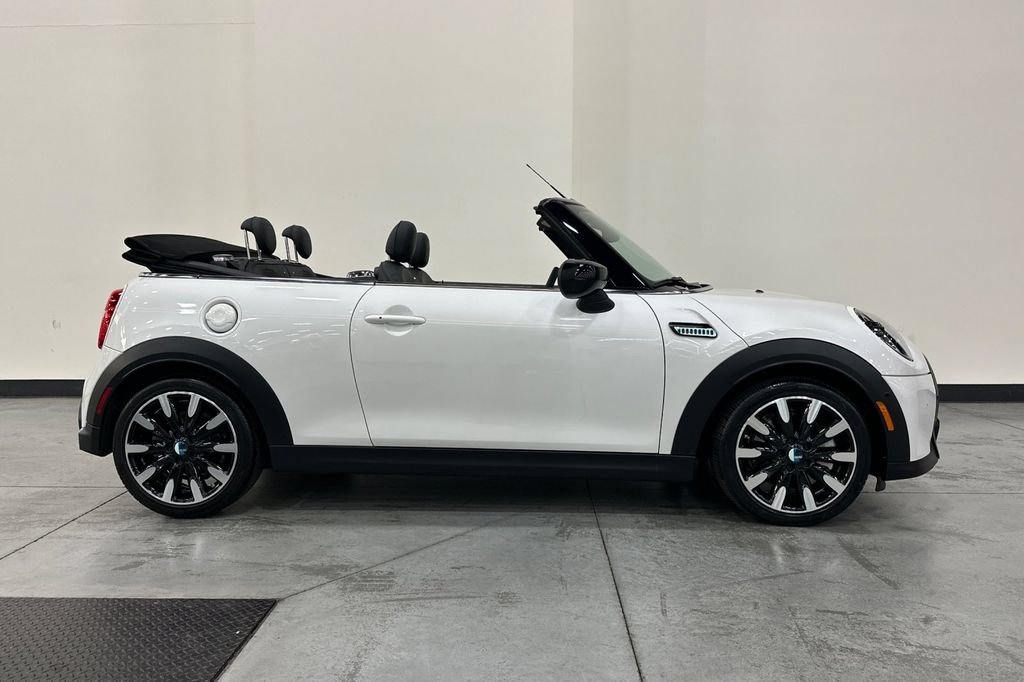 Certified 2024 MINI Cooper S w/ Seaside Edition FWD image 3