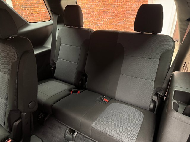 Used 2022 Chevrolet Traverse LT image 26