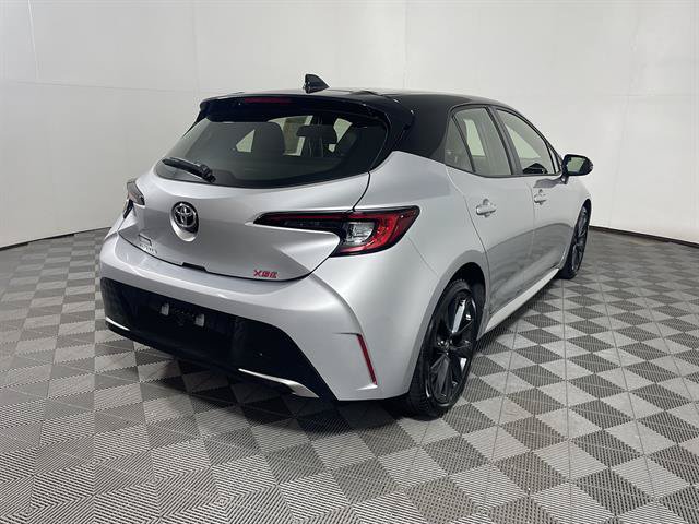 Used 2023 Toyota Corolla XSE FWD image 7