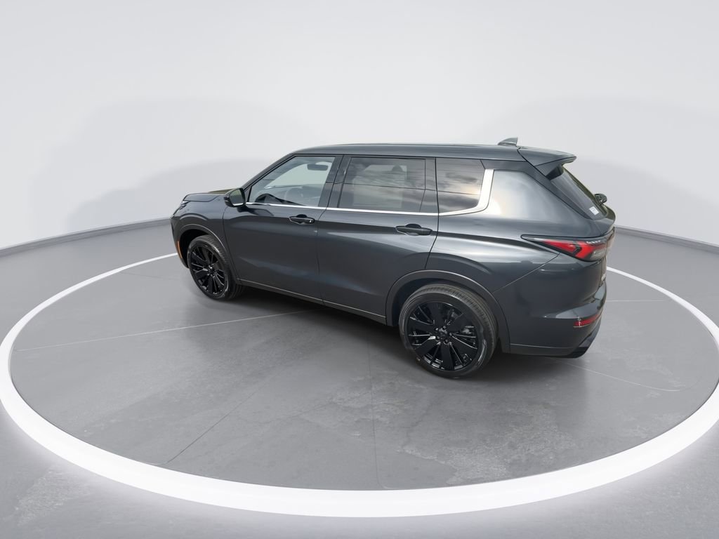 New 2026 Mitsubishi Outlander LE AWD/4WD image 6