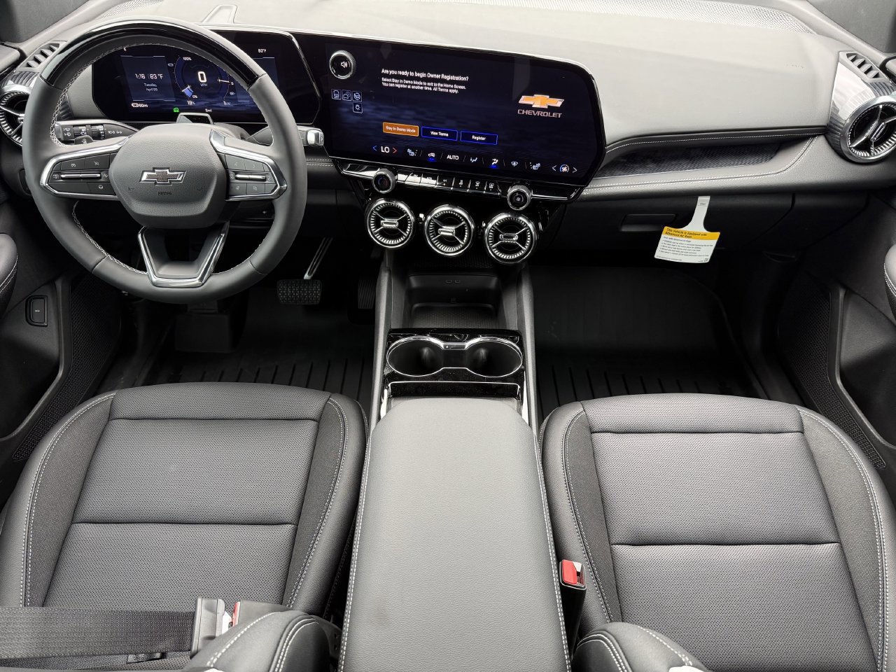 New 2026 Chevrolet Blazer EV LT w/ Super Cruise Package FWD image 9