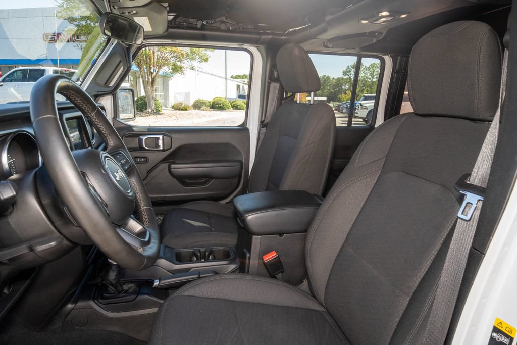 Used 2023 Jeep Wrangler Unlimited w/ Cold Weather Group AWD/4WD image 15