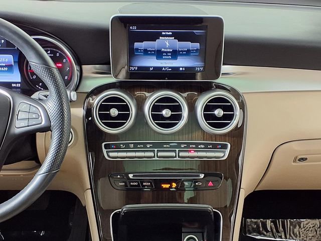Used 2019 Mercedes-Benz GLC 300 4MATIC image 18