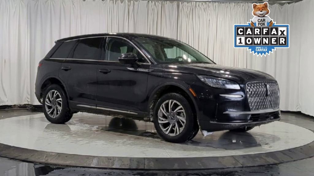 Used 2023 Lincoln Corsair AWD w/ Equipment Group 101A image 2