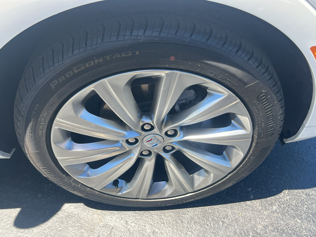 Used 2025 Buick Envista Avenir FWD image 39