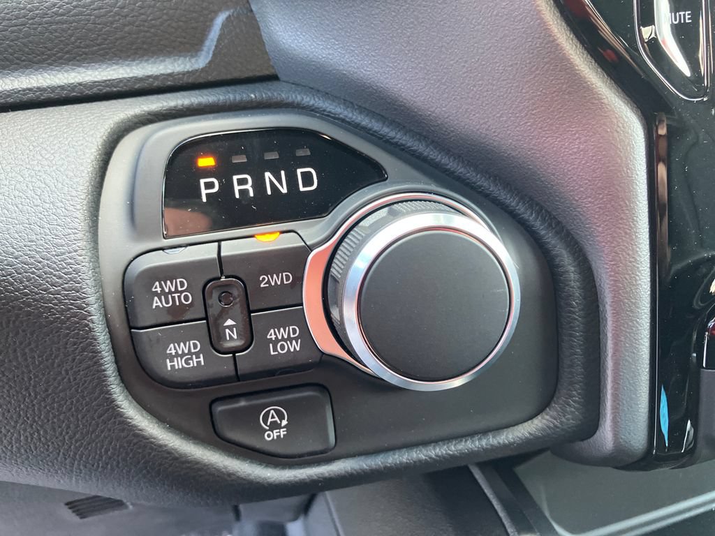New 2026 RAM 1500 Big Horn AWD/4WD image 27