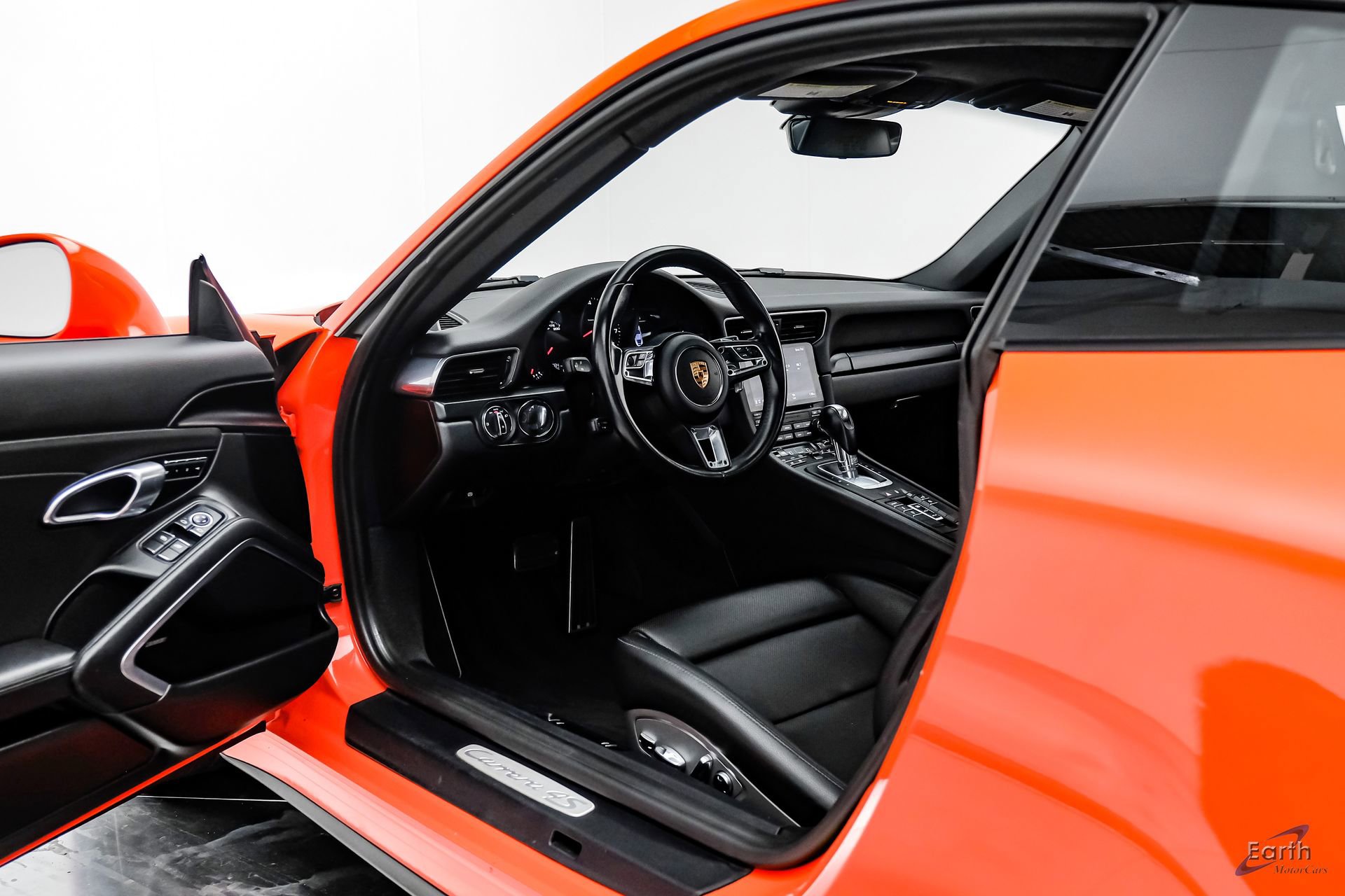 Used 2018 Porsche 911 Carrera 4S image 30