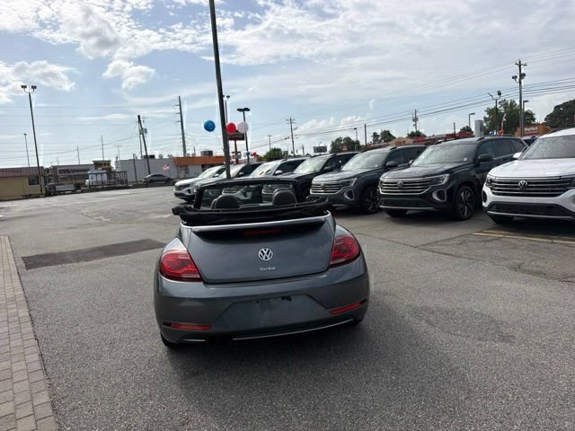 Used 2018 Volkswagen Beetle 2.0T S FWD image 9
