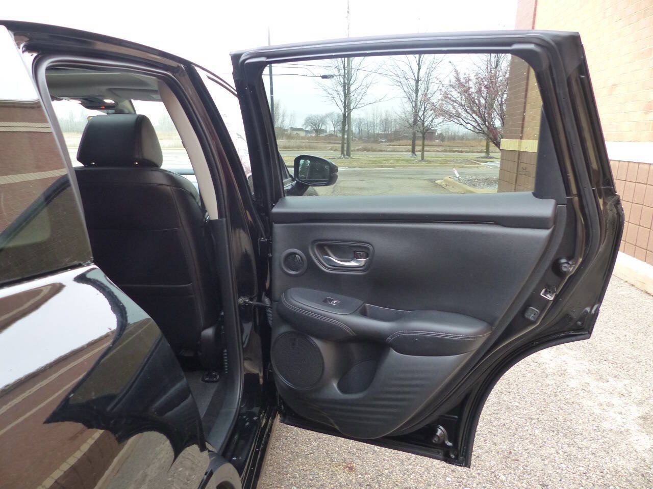 Used 2026 Honda HR-V EX-L image 41