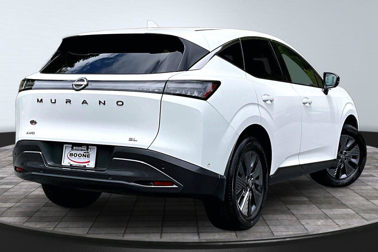Used 2025 Nissan Murano SL AWD/4WD image 13
