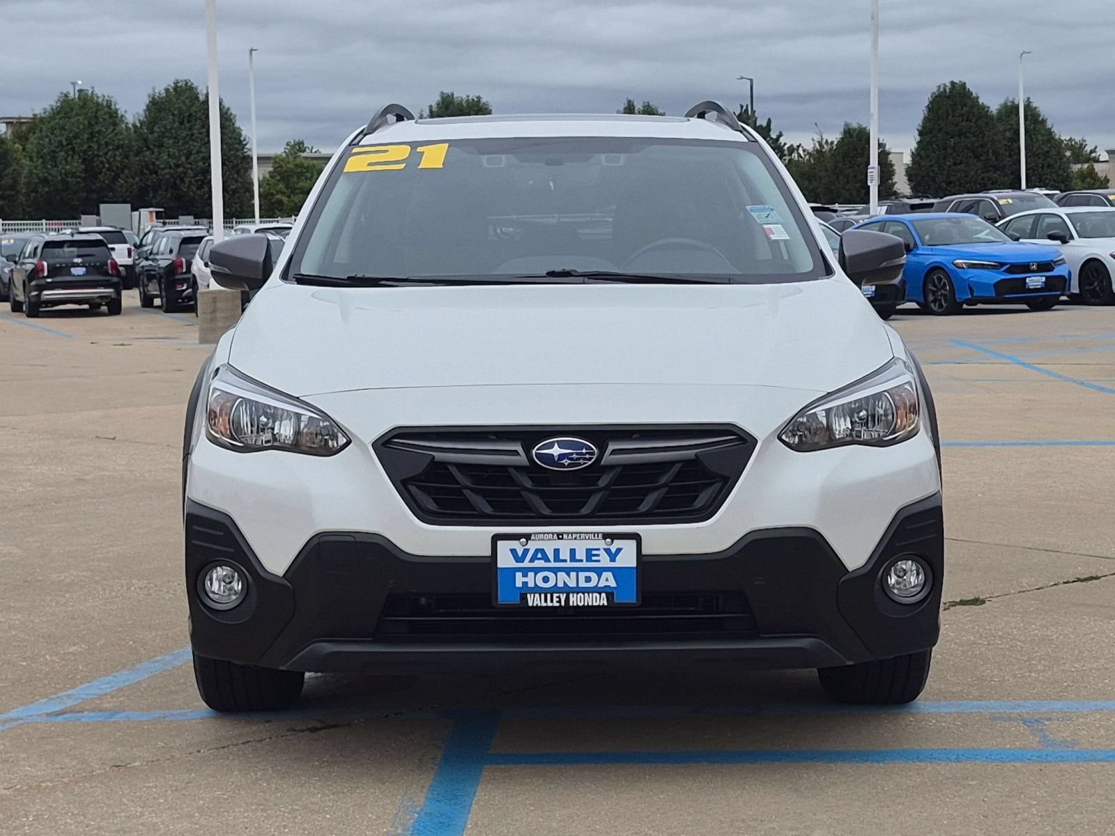 Used 2021 Subaru Crosstrek 2.5i Sport w/ Moonroof Package AWD/4WD image 3