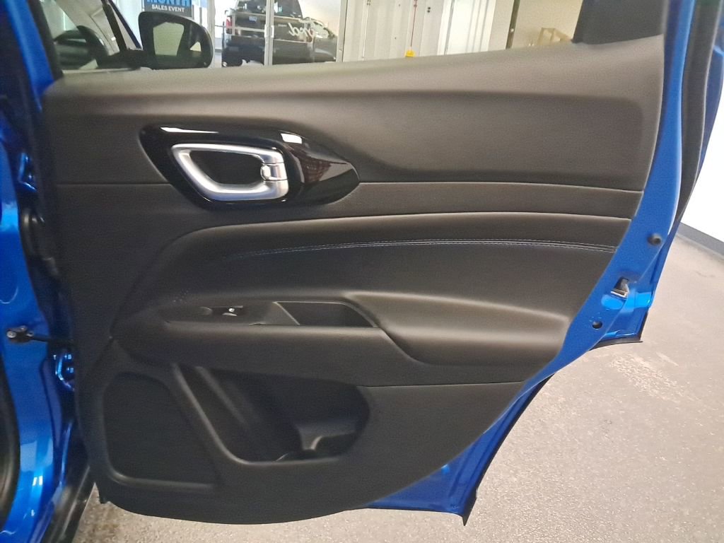 New 2026 Jeep Compass Latitude image 28