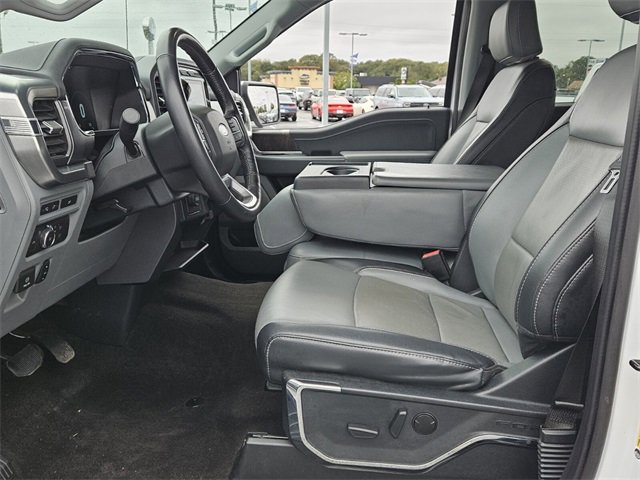 Used 2022 Ford F150 Lariat image 12